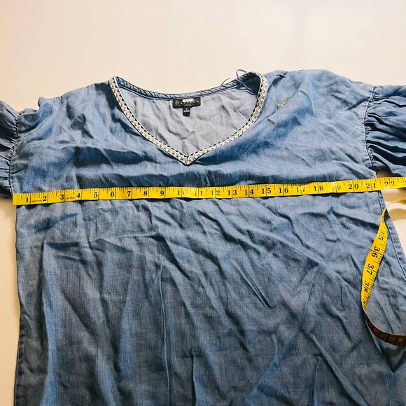 Bobeau Chambray Embroidered Balloon Sleeve Top Size Small - Picture 6 of 10